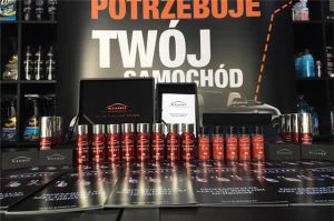 Otomobiller için Mükemmel Kapsama Sıvı Devlet Cam Kaplama